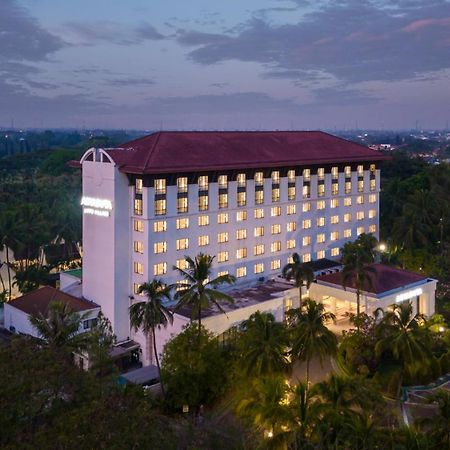 อาร์ยาดูตา ลิปโป วิลเลจ Hotel ทังเกอรัง ภายนอก รูปภาพ
